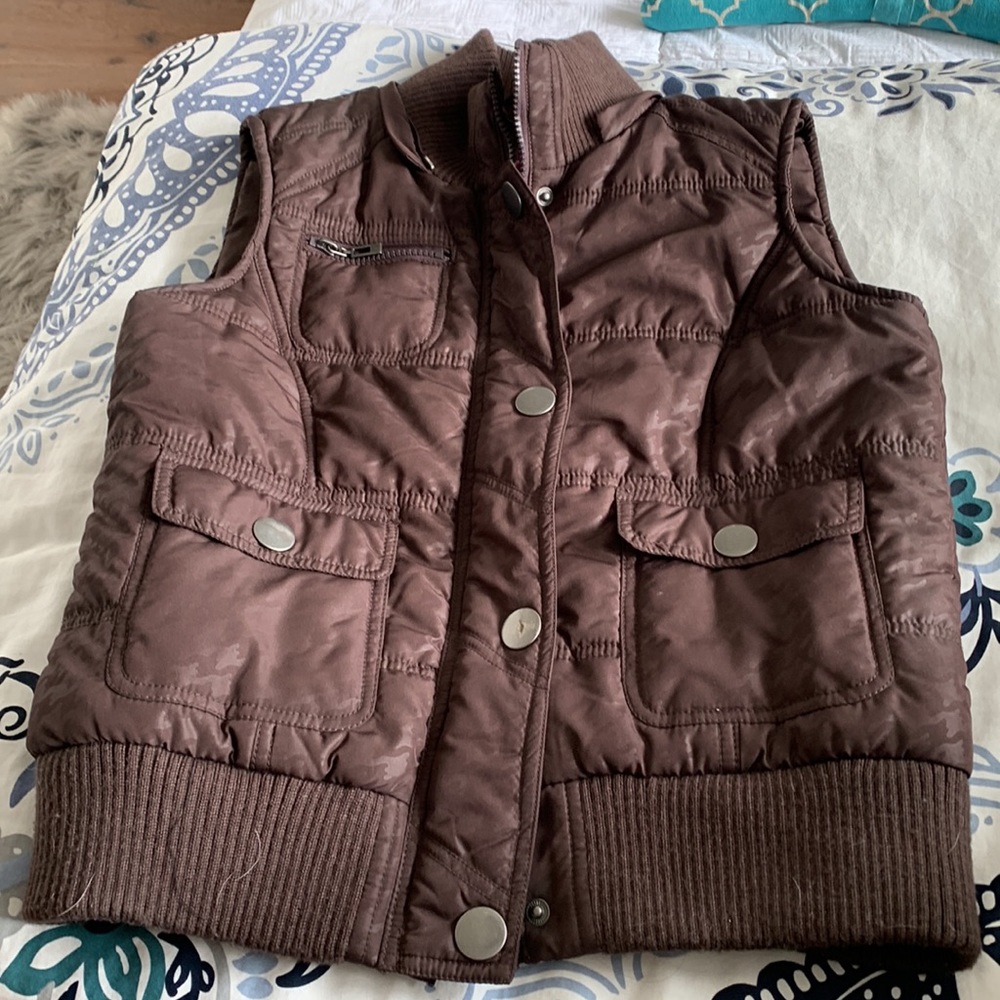 Puffy vest